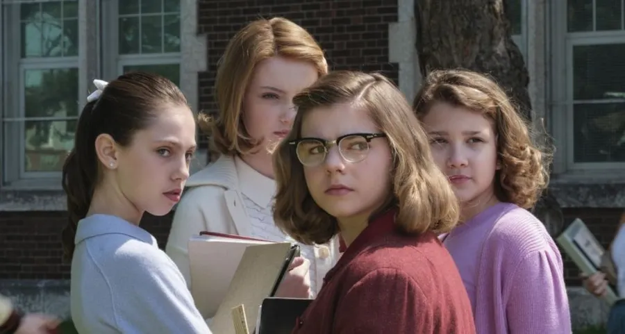 IT: Welcome to Derry’s Trailer Reveals Fan Concerns About Stephen King’s Prequel Series