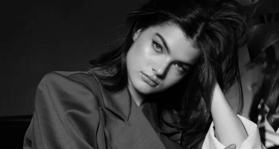 <p>Explore the shift from Brat Summer’s bold, rebellious fashion to the refined elegance of Demure Fall in 2024. Discover the latest trends, from Charli XCX’s influence to TikTok’s fashion revolution, and find out where your style fits in this cultural quick-change.</p>
